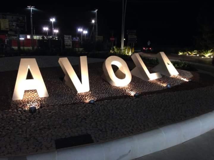 Avola Holidays Buitenkant foto
